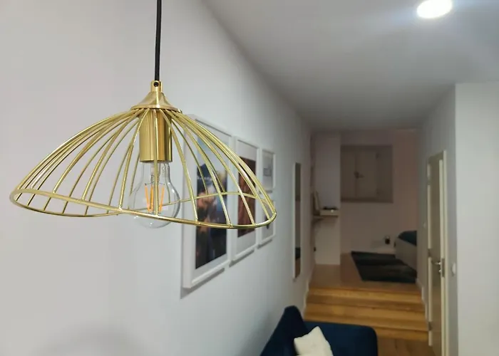 Apartment Blue Essence -