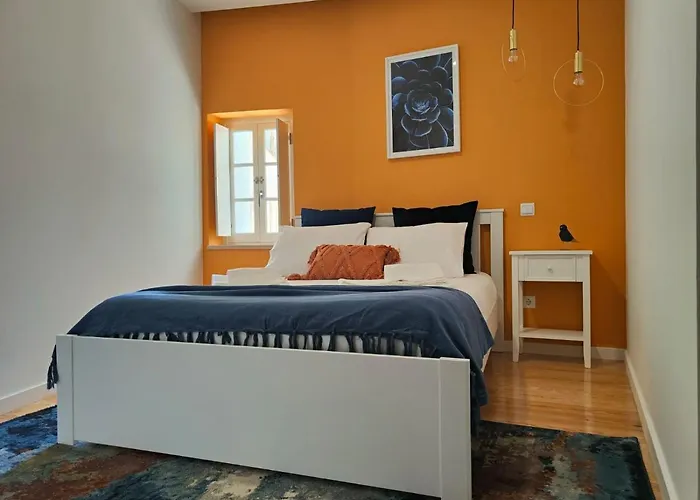 Apartment Blue Essence - *