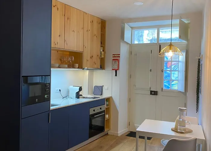 Apartment Blue Essence - *